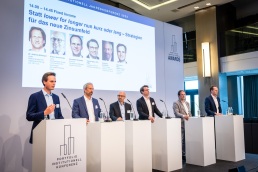 00005_Awards23_Jako_Session1_1400_1445