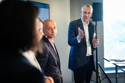 00013_Awards23_Jako_Session5_1500_1545