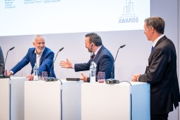 00038_Awards23_Jako_Strategiepanel_Neue_Zinsen_1000_1100