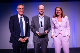 20240418_Awards24_Gala_10_BesterCorporateInvestor_018