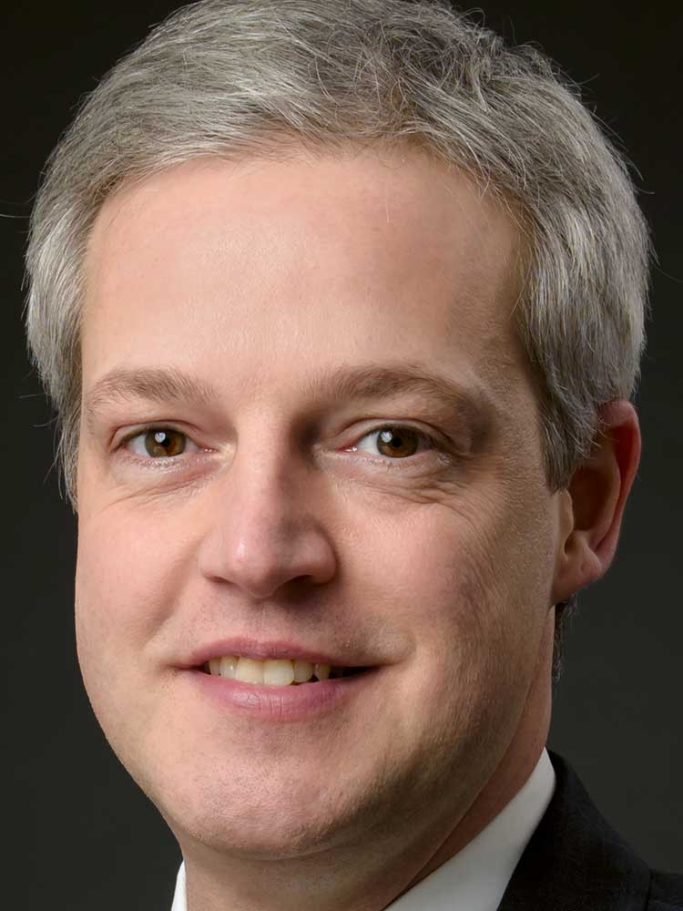 Tobias Bürger, Redakteur, portfolio institutionell